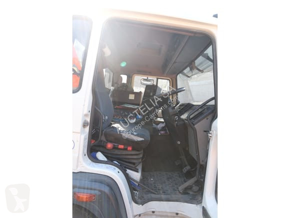 آلة لصيانة الطرق Volvo FL6 14