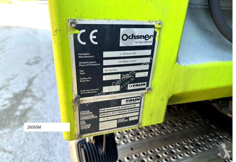 Engin de voirie Mercedes MB 2635 Variopress...