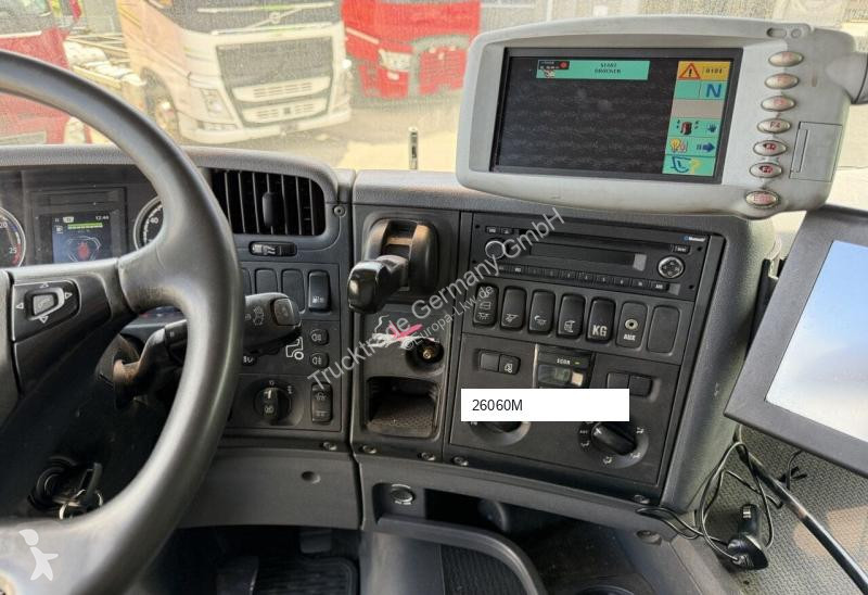 Utilaje pentru drumuri Scania 380.3