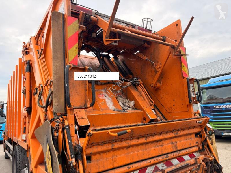 Útfenntartó-és-karbantartógép Iveco 310 6X2 TOP...