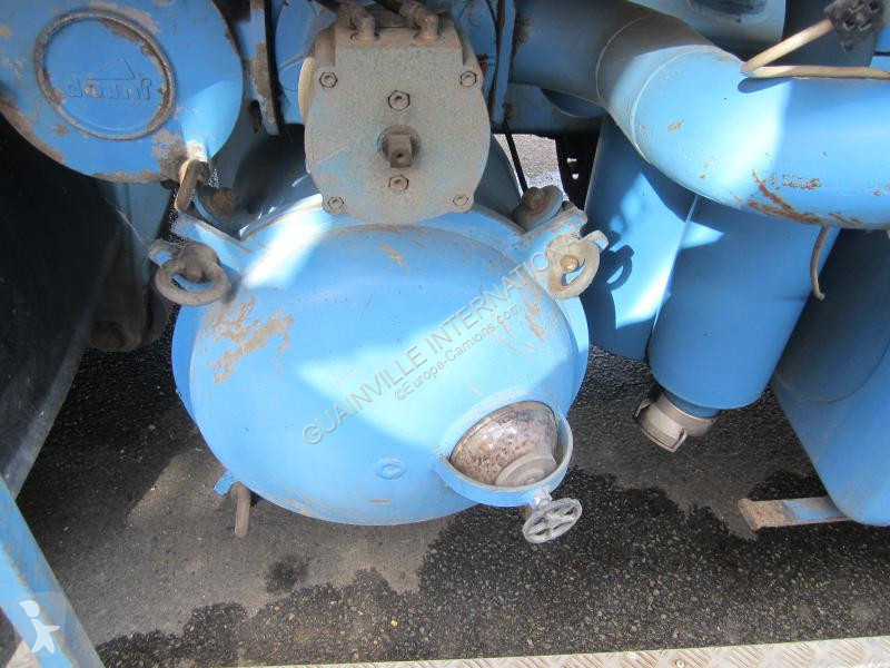 Vägmaskiner Renault 340