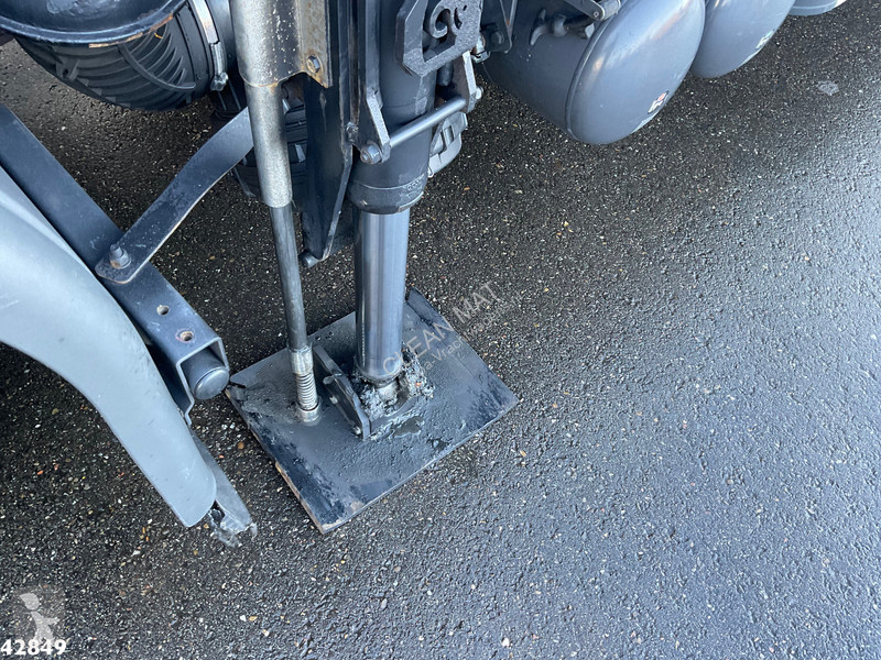 Utilaje pentru drumuri Volvo 280 Euro 6 Hiab 21...