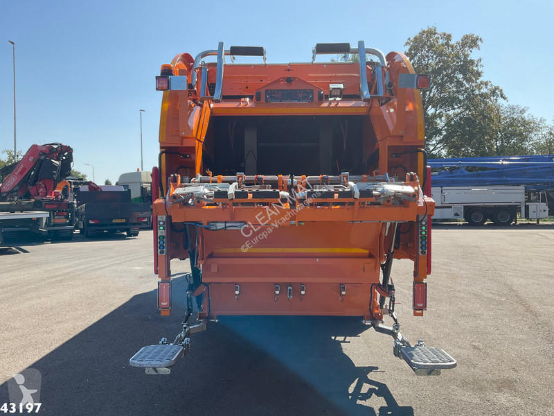 Vägmaskiner DAF FAG  260 Geesink 14m³ Split
