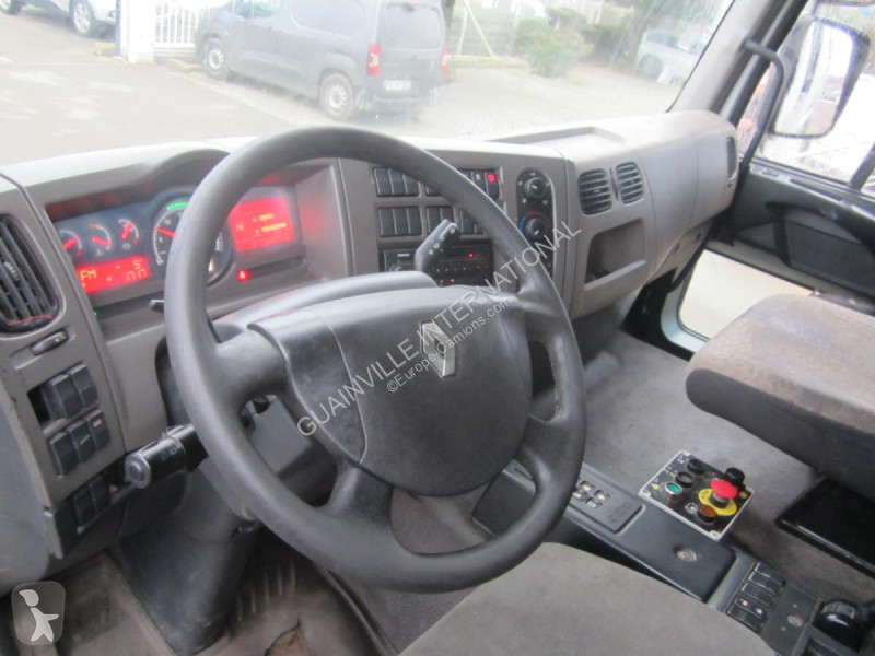 Vägmaskiner Renault 320 DXI