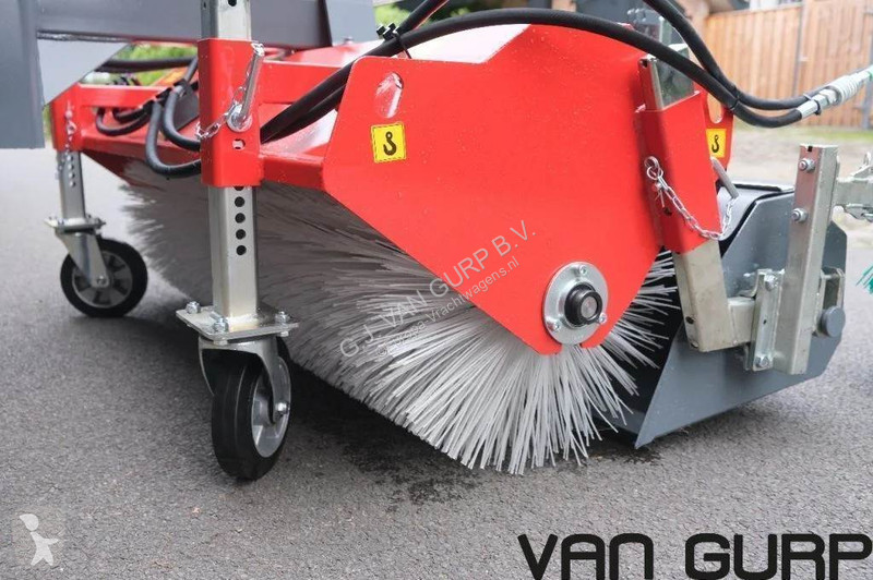 Vägmaskiner  Veegmachine met hydraulische...