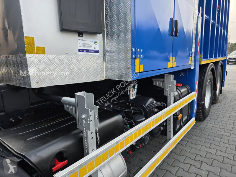 Veicolo per la pulizia delle strade Renault MTS...