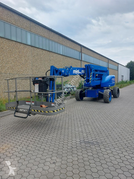 Nacelle Niftylift HR28 HYBRID 4X4