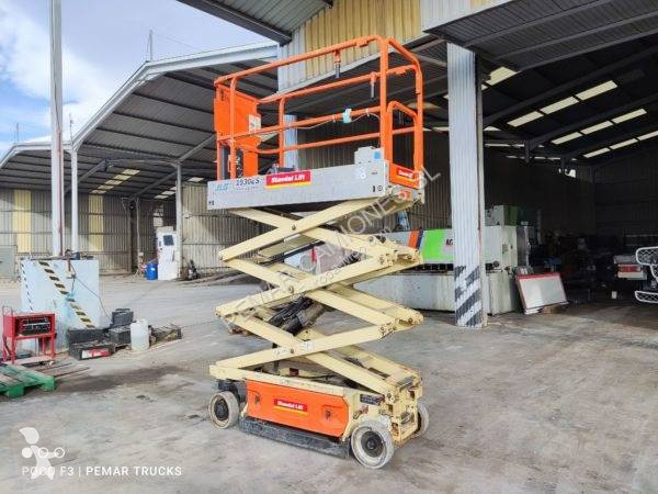 JLG PLATAFORMA ELEVADORA DE TIJERA Arbeitsbühne