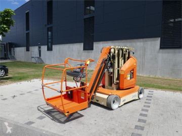 Plataforma automotriz Mástil vertical JLG