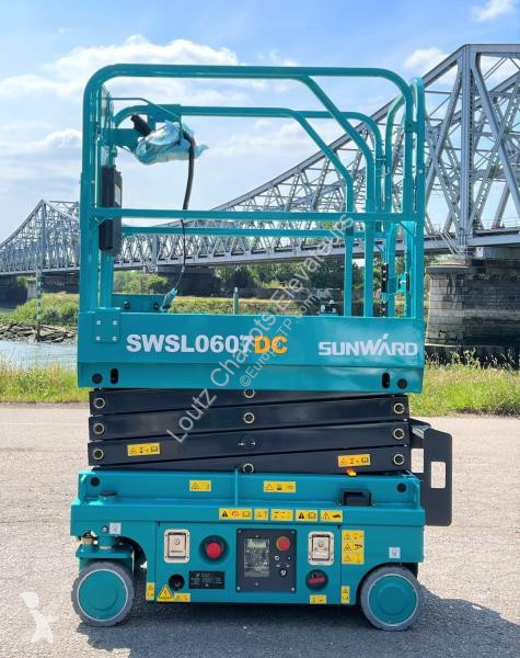 Piattaforma aerea Sunward SWSL0607DC