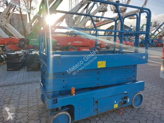 منصة تلسكوبية Genie GS-2646