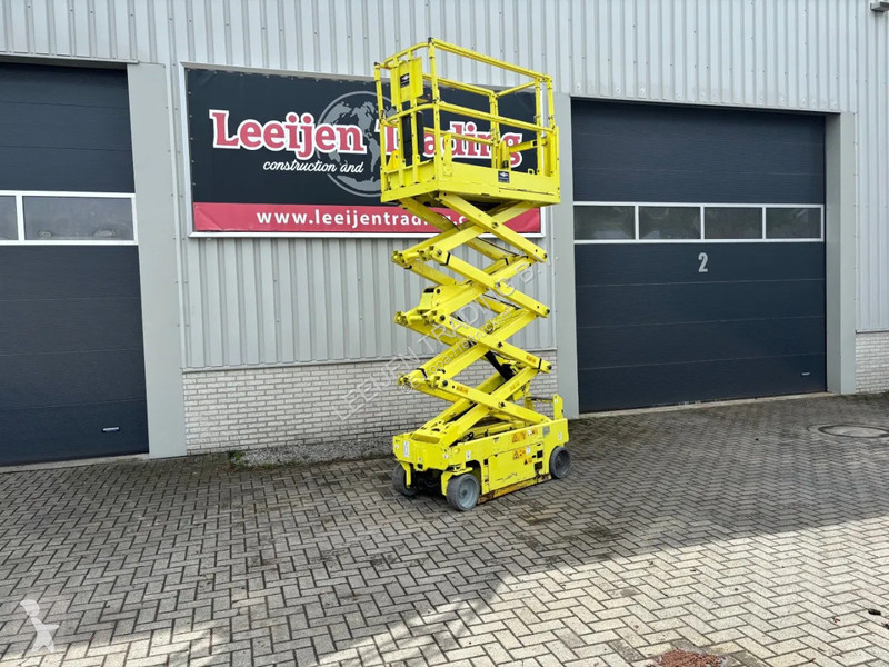 Nacelle Genie Electric scissorlift 2008 Year