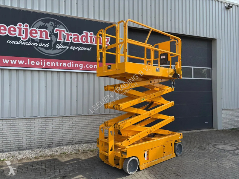 Nacelle Genie Electrical scissorlift 2005 Year