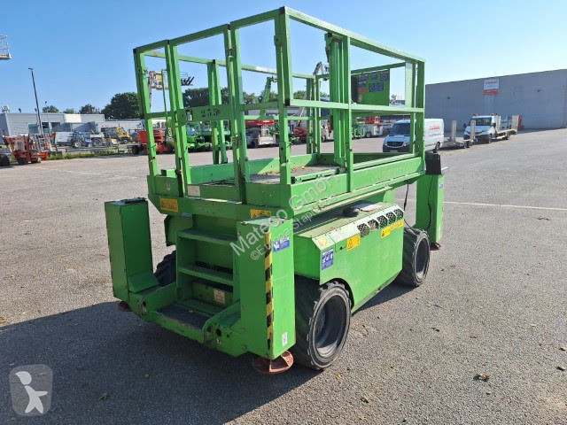Plataforma Genie GS-2668 DC