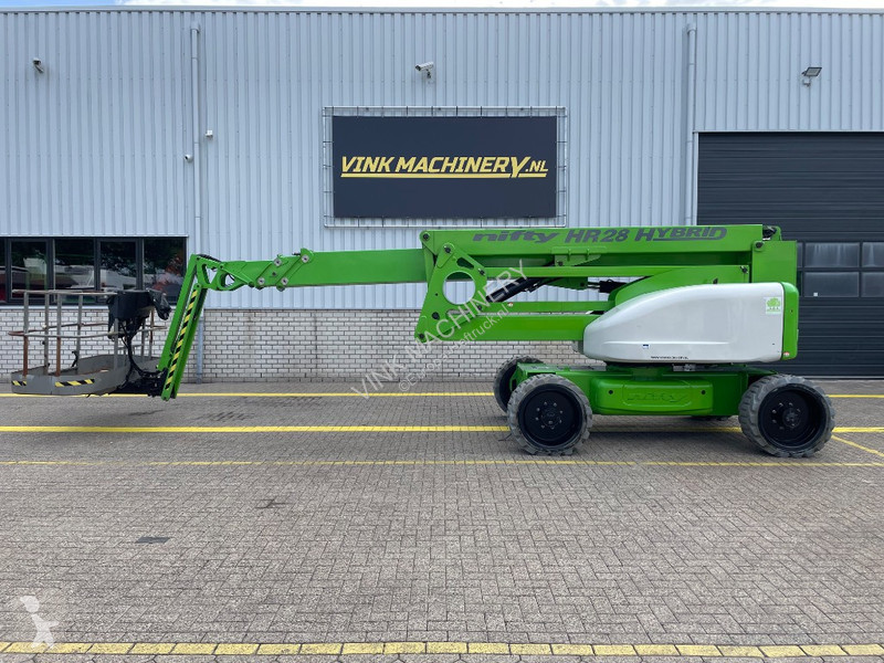 Nacelle Niftylift HR 28 Hybrid 4x4