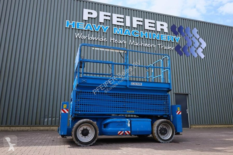 Lift JLG Electric, 12m Working Height, 450kg...