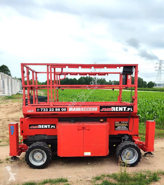 Piattaforma aerea Manitou -2