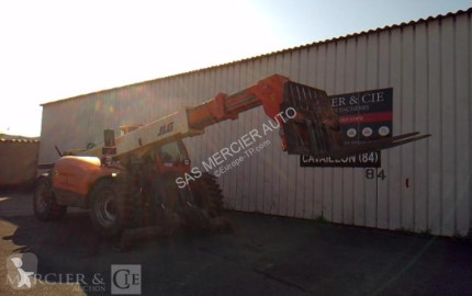 Chariot télescopique JLG