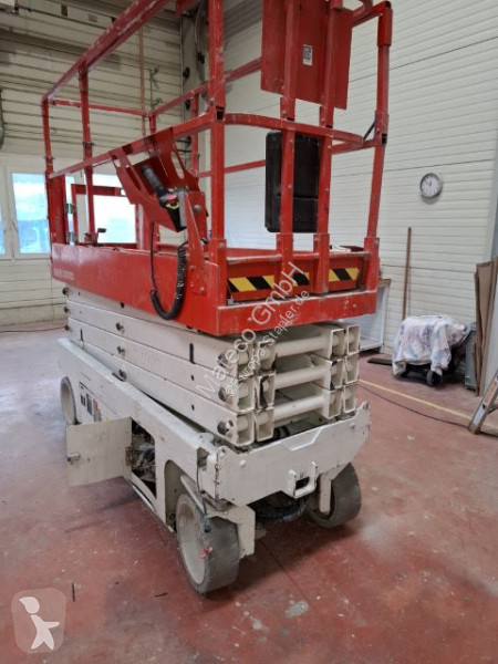 منصة تلسكوبية Genie GS-2632