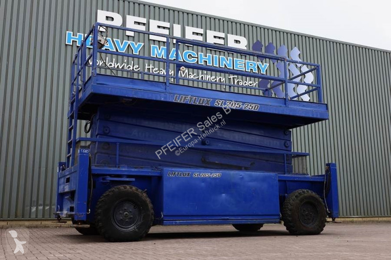 Piattaforma aerea Liftlux SL205-25D4WDS/P...