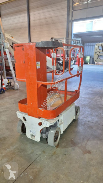 JLG1230ES