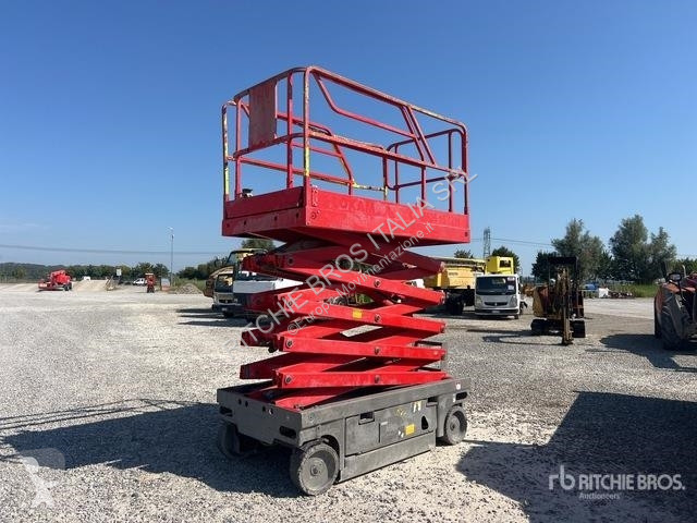 Nacelle Haulotte Compact 12 Electric Scissor Lift