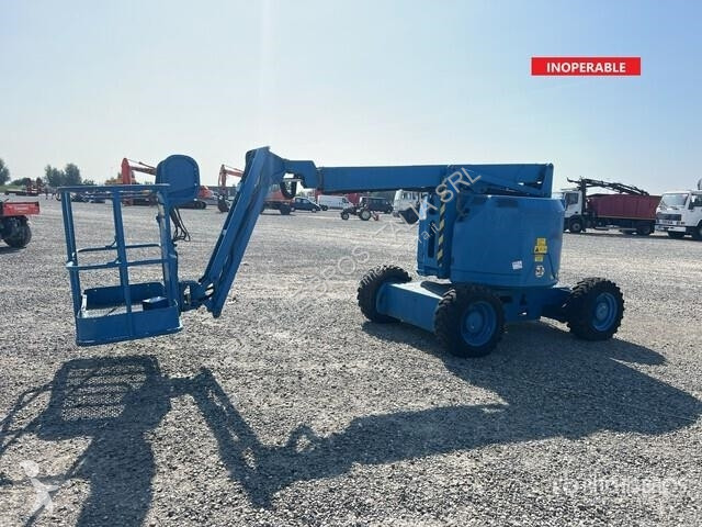 Nacelle Genie Z-34/22 Articulating Boom Lift...