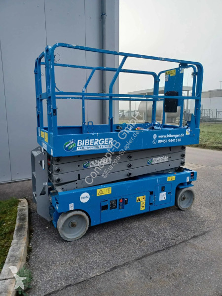 منصة تلسكوبية Genie GS 2646