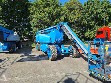 Nacelle automotrice articulée Genie
