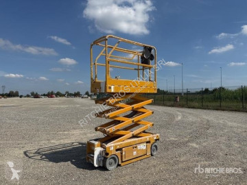 Selvkørend lift Sakseplatform Haulotte