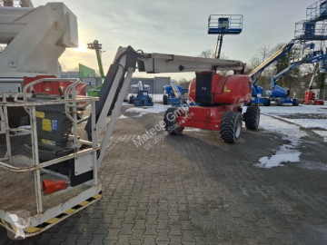 JLG 800AJ