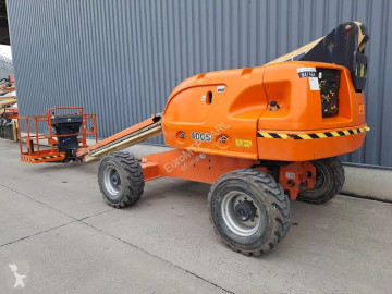 Nacelle automotrice télescopique JLG