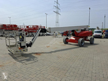 Nacelle automotrice télescopique JLG