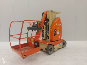 منصة تلسكوبية ذاتية الحركة صاري عمودي JLG