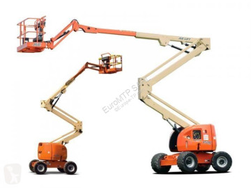 Nacelle automotrice articulée télescopique JLG