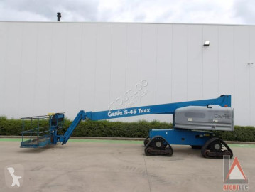 Genie S-45 TRAX