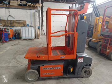Nacelle automotrice Mât vertical JLG