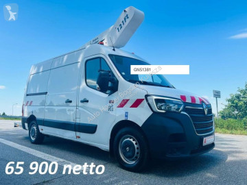 منصة تلسكوبية على حاملة Renault