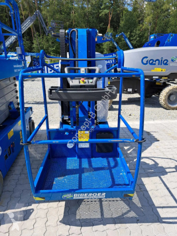 JLG
