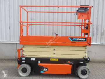 JLG