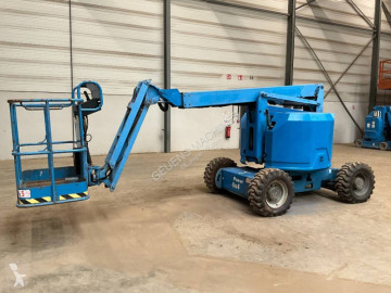 Nacelle automotrice articulée Genie