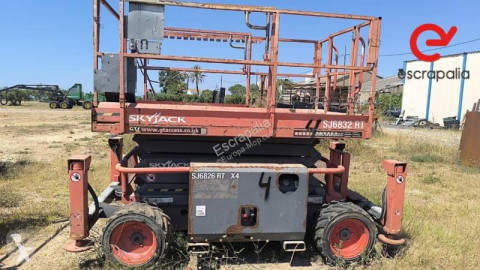 Skyjack SJ6832