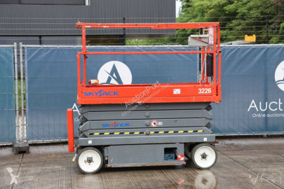 Plataforma automotriz Skyjack