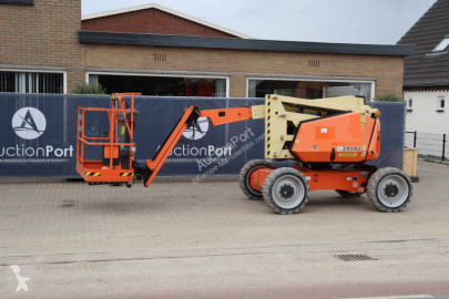 Nacelle automotrice JLG