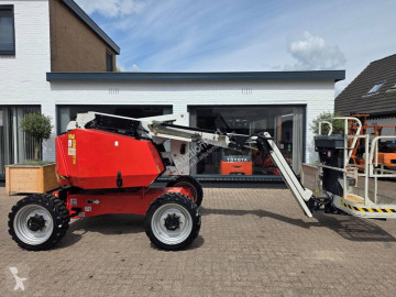 Nacelle automotrice JLG