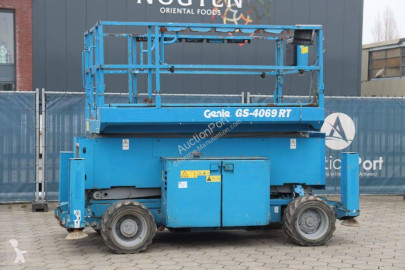 Genie S-40 G69 aerial platform
