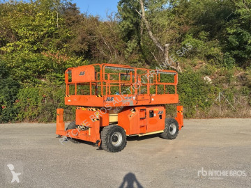 Nacelle automotrice Plate-forme ciseau JLG