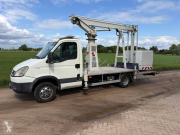 Автовишка Iveco Daily 40C15