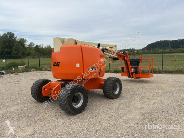 Plataforma automotriz articulada JLG