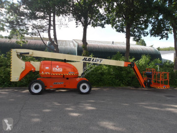 JLG800AJ